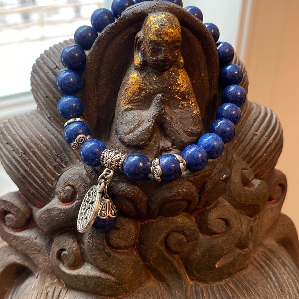 Stretch bracelet with tree of life charm
